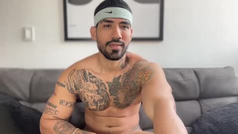 Myke esthetic online show from 27, 2, 2025