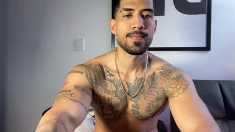 Myke esthetic online show from 8, 10, 2025