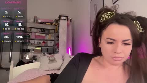 Phoenix online show from 15, 11, 2025