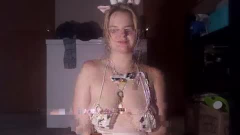 Annie Archer online show from 6, 12, 2024