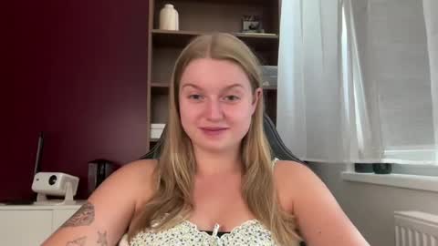 Snapshot of mysteryericax chatting on 27, 6, 2026 Erica online show from 27, 6, 2026