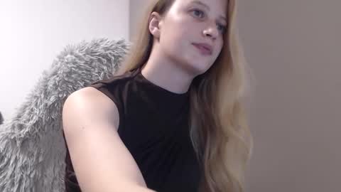 Mystery Girl online show from 31, 3, 2026