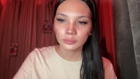 UR GIRL NEXTDOOR online show from 22, 3, 2026