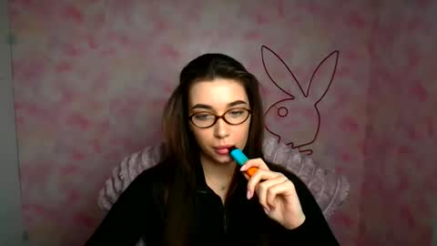 Amelia online show from 10, 3, 2026