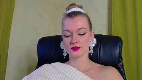 mysticvenus_ online show from 20, 12, 2025