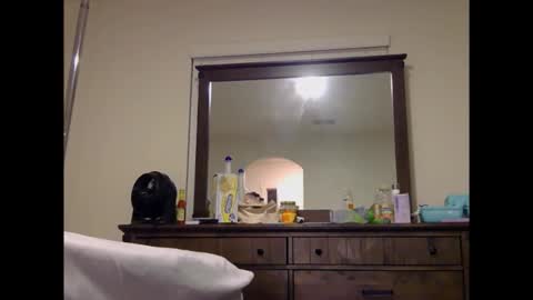 mzthundabootie online show from 18, 3, 2026