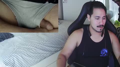 Snapshot of n0ttheface chatting on 5, 11, 2025 N0ttheFace online show from 5, 11, 2025