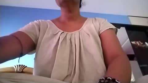 Snapshot of n298033 chatting on 25, 9, 2025 n298033 online show from 25, 9, 2025