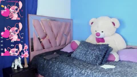 Snapshot of n_tiana chatting on 3, 2, 2026 Tiana online show from 3, 2, 2026