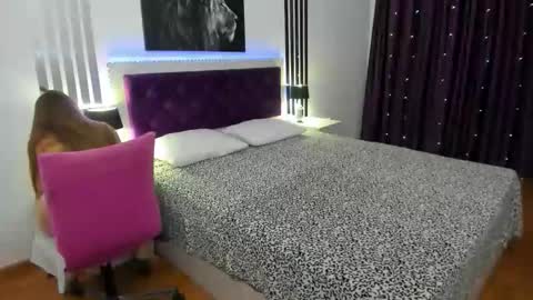 NadinGracefull online show from 16, 2, 2026