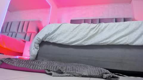 Snapshot of naeniademon_ chatting on 20, 2, 2026 Naenia online show from 20, 2, 2026