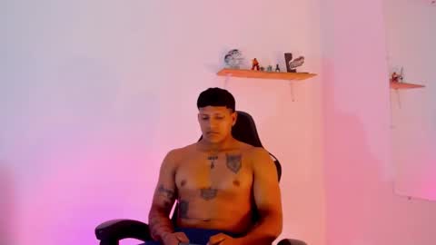 Snapshot of nagi_strong chatting on 2, 12, 2025 nagui online show from 2, 12, 2025