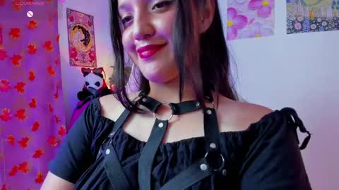 Snapshot of naharasoler chatting on 8, 5, 2026 Nahara Soler online show from 8, 5, 2026