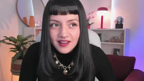 Nahia INDEPENDENT MODEL P online show from 21, 2, 2026