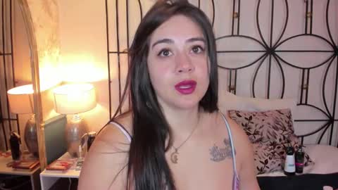 Snapshot of nahomi_sweett chatting on 16, 10, 2025 Nahomi online show from 16, 10, 2025