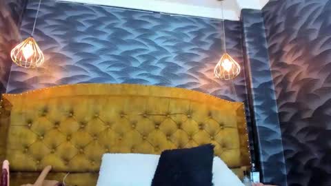 Nahomi online show from 19, 12, 2025