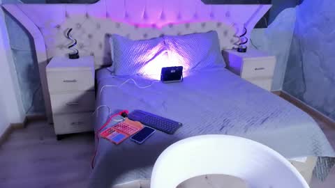 Nahomi online show from 10, 2, 2025