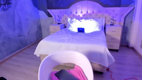 Nahomi online show from 27, 2, 2025