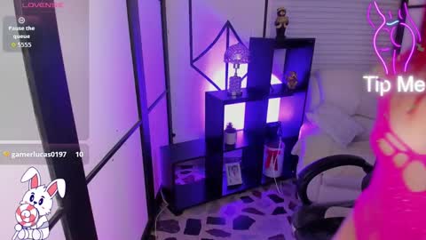 Nahomi online show from 13, 9, 2025