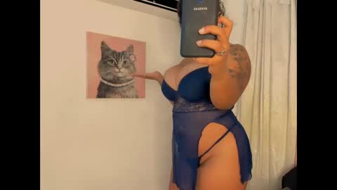 Snapshot of nahomy_hancook chatting on 25, 11, 2025 nahomy_hancook online show from 25, 11, 2025