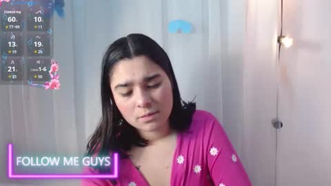 Snapshot of nahomy_larsen chatting on 17, 12, 2024 Nahomy online show from 17, 12, 2024