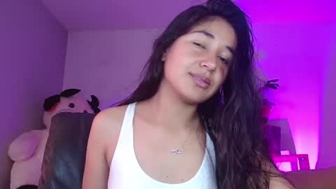 Snapshot of nahomy_rain chatting on 4, 7, 2026 online show from 4, 7, 2026