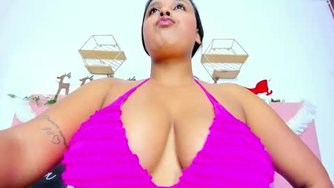 Nahomy online show from 20, 12, 2025