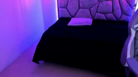    online show from 11, 1, 2025