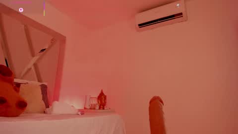 INSTAGRAM  m2221     online show from 7, 4, 2026