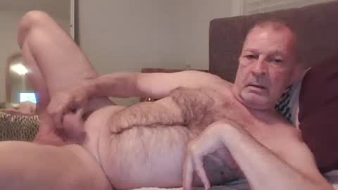 Snapshot of naked4ladies2 chatting on 19, 7, 2026 Naked4Ladies online show from 19, 7, 2026