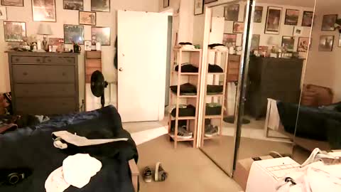 nakedmonkey online show from 24, 11, 2025