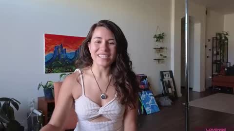 nakedpaint245477 online show from 5, 12, 2025