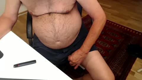 Snapshot of nakedwanker10 chatting on 24, 5, 2026 Nakedwanker10 online show from 24, 5, 2026