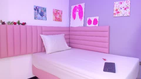 nala_rose_ online show from 26, 6, 2026