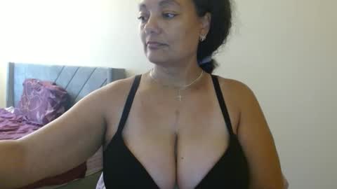 Nala Thickk online show from 15, 12, 2024