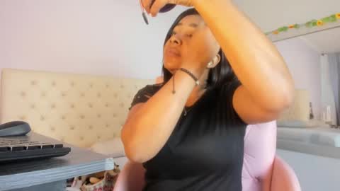 Snapshot of nami_sam chatting on 27, 12, 2024 nami_sam online show from 27, 12, 2024