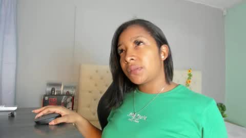 Snapshot of nami_sam chatting on 8, 3, 2025 nami_sam online show from 8, 3, 2025