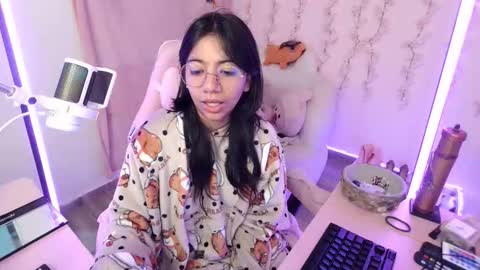 nami_usagi online show from 17, 12, 2025