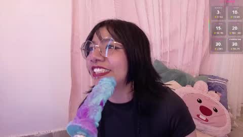 nami_usagi online show from 11, 6, 2026