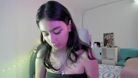 Snapshot of nami_white chatting on 12, 9, 2025 nami_white online show from 12, 9, 2025