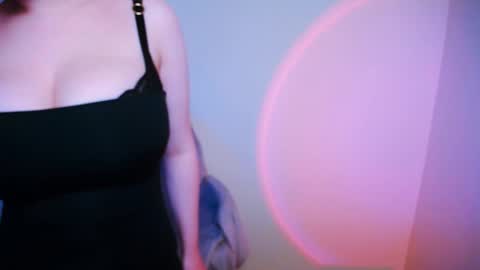 Snapshot of nanafey chatting on 12, 1, 2025 your candy online show from 12, 1, 2025