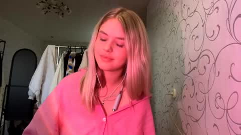 Rina online show from 17, 5, 2026