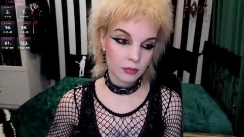 Nancy online show from 30, 10, 2025