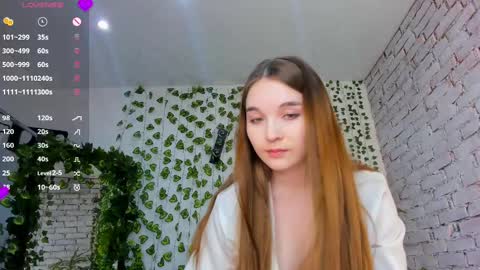 Luna online show from 27, 2, 2025