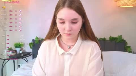 Luna online show from 22, 9, 2025