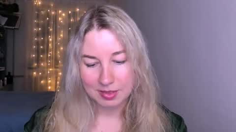 Snapshot of nancysanders chatting on 28, 5, 2026 Nancy online show from 28, 5, 2026