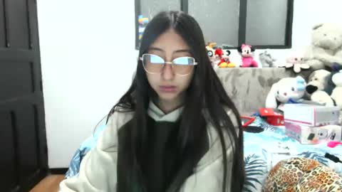 nanilux_1 online show from 28, 9, 2025