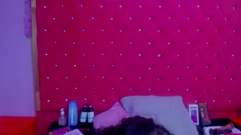 nanis james15 online show from 5, 4, 2026