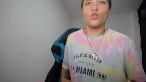 Snapshot of nanna_yoshi chatting on 12, 1, 2025 nanna yoshi online show from 12, 1, 2025