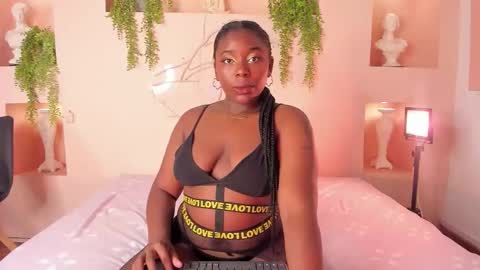 nanymoreno online show from 10, 10, 2025